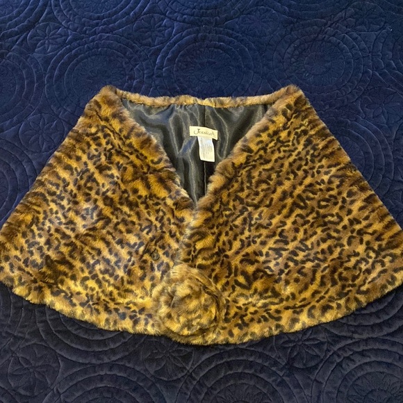 Vintage LEOPARD Faux Vegan Fur Capelet Shawl Wrap scarf PIN-UP Glam retro - Picture 1 of 3